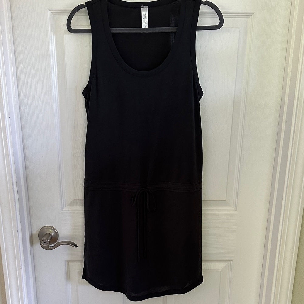 Mahina Sleek Black Sleeveless Mini Dress